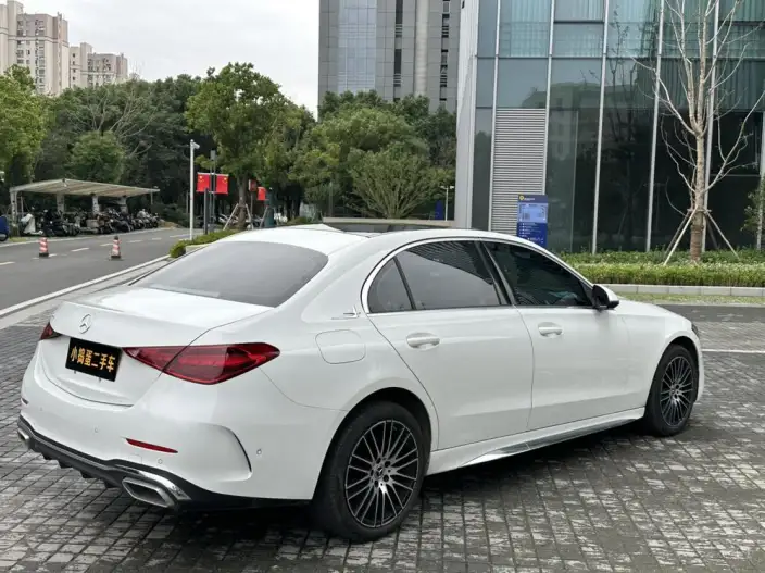 Mercedes-Benz C-Class 2024 Model C 260 L Sports Edition – фото 7