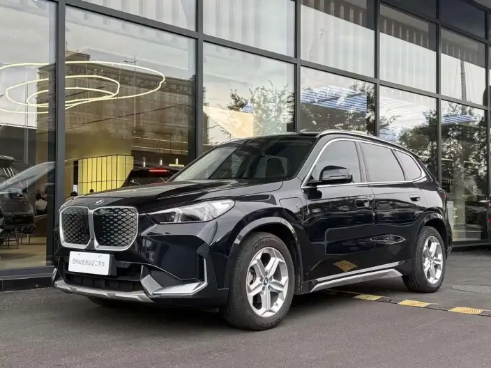 BMW iX 1 2024 Model eDrive25L X Design Set – фото 1