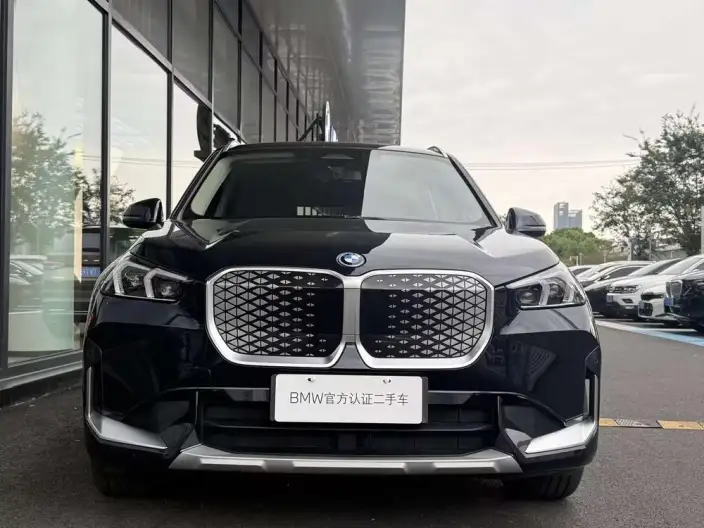 BMW iX 1 2024 Model eDrive25L X Design Set – фото 2