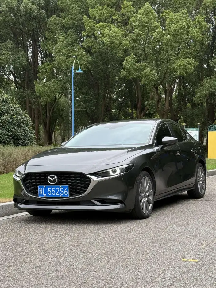Mazda3 Axela 2022 Model 2.0L Automatic Zhi Shine Edition – фото 1