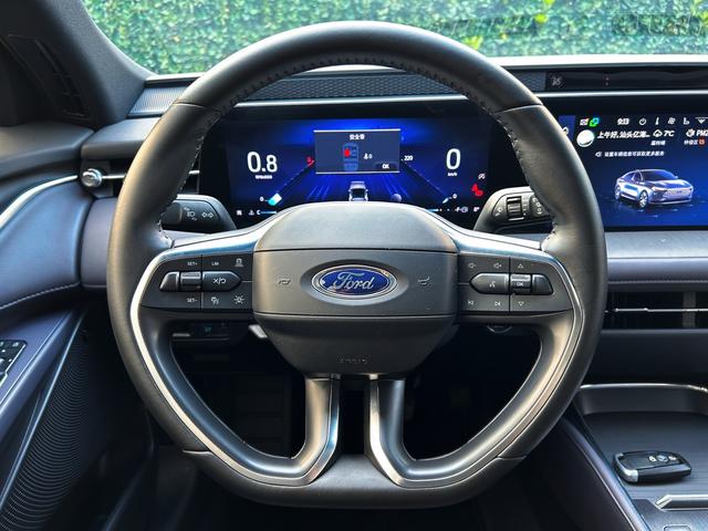 Ford Mondeo 2025 EcoBoost 245 Ultimate – фото 12