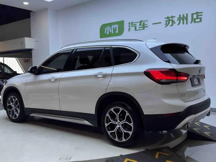 BMW X1 2022 Model sDrive20Li Exclusive Model – фото 5