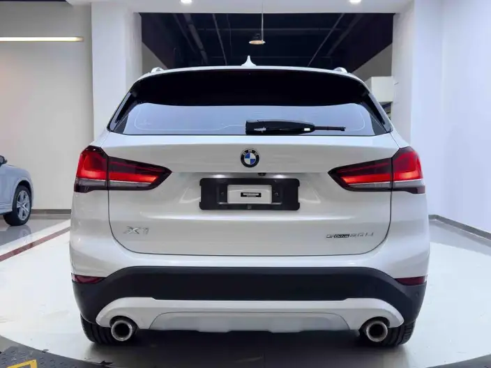 BMW X1 2022 Model sDrive20Li Exclusive Model – фото 6