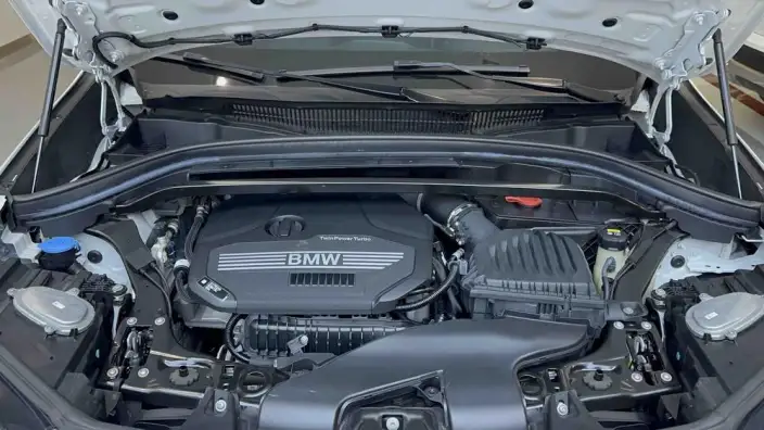 BMW X1 2022 Model sDrive20Li Exclusive Model – фото 8