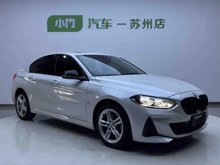 BMW 1 Series 2023 Model 120i M Sports Night Edition – фото 3