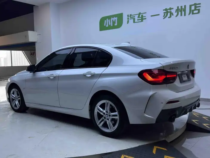 BMW 1 Series 2023 Model 120i M Sports Night Edition – фото 5