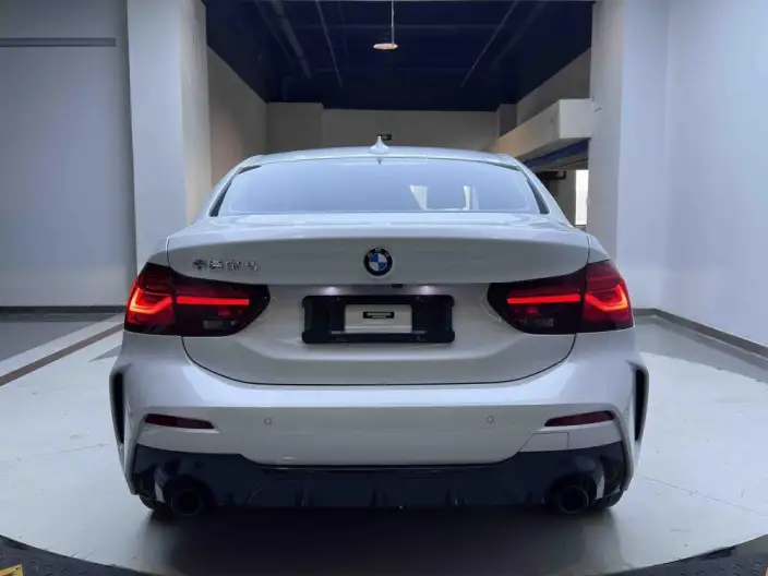 BMW 1 Series 2023 Model 120i M Sports Night Edition – фото 6