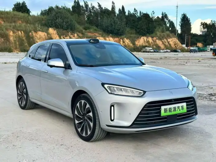Aito M5 2022 Model Extended Range 4WD performance version – фото 3