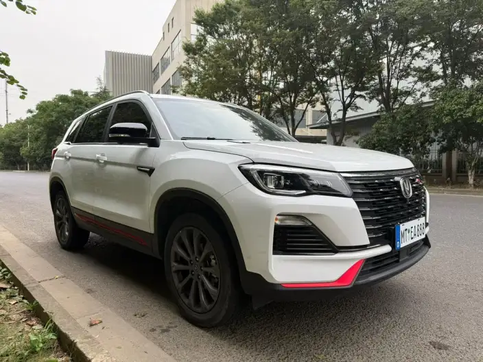 Changan CS75 2022 Model Blue Whale Edition 1.5T DCT Noble Model – фото 3