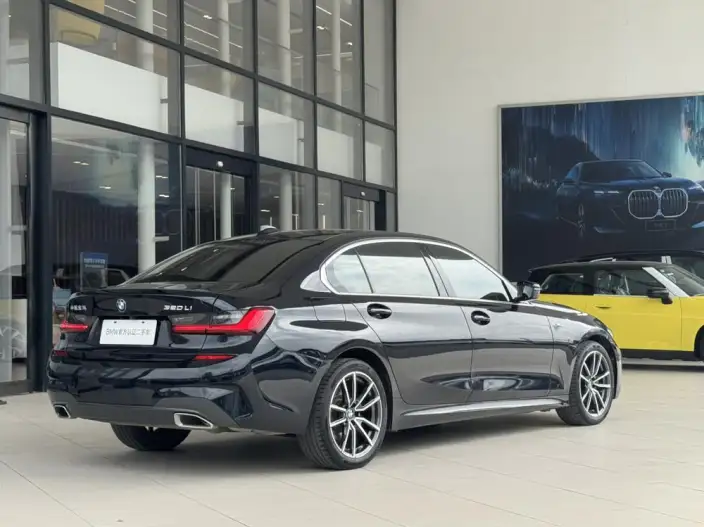 BMW 3 Series 2021 Model 320Li M Sports Set – фото 4