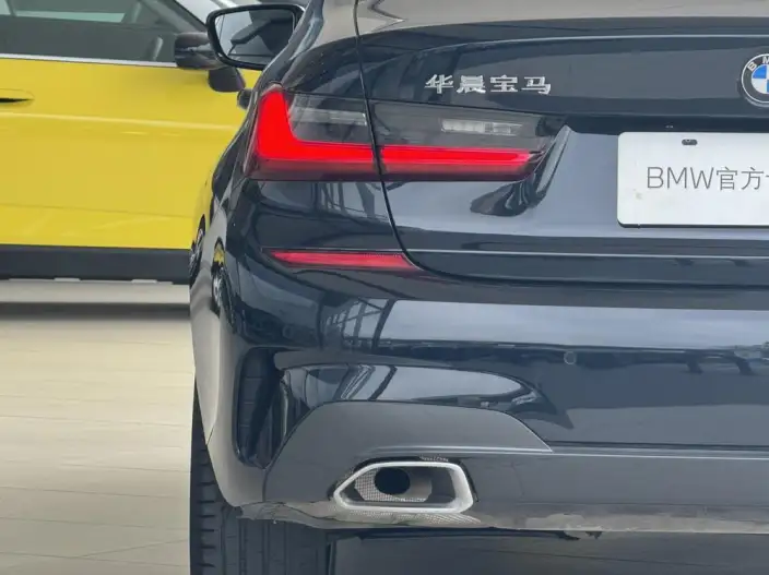BMW 3 Series 2021 Model 320Li M Sports Set – фото 6