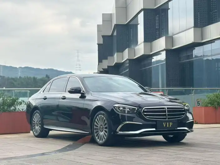 Mercedes-Benz E-Class 2023 Model Facelift E 300 L Fashion Model sedan – фото 3
