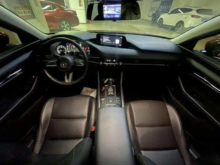 Mazda3 Axela 2020 Model 2.0L Automatic Zhi Ya Edition – фото 8