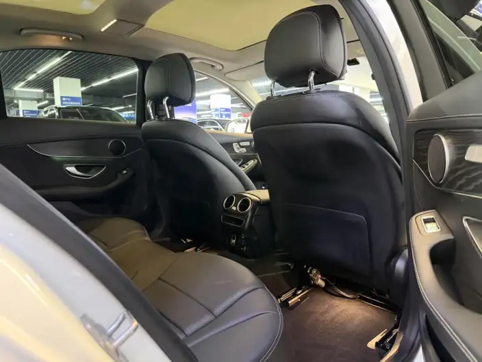 Mercedes-Benz C-Class 2021 Model C 260 L Sports Edition – фото 3