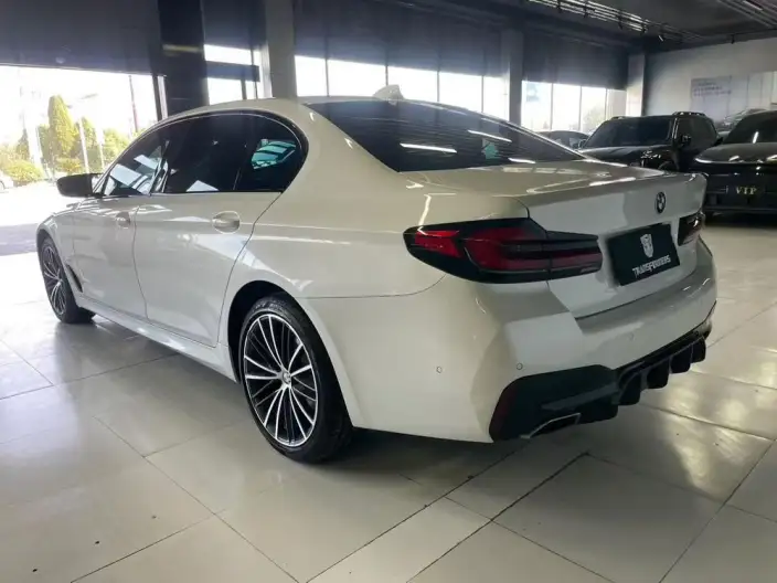 BMW 5 Series 2022 Model 530Li Leading Model M Sports Set – фото 5