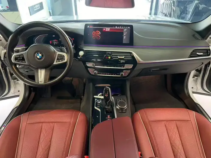 BMW 5 Series 2022 Model 530Li Leading Model M Sports Set – фото 6