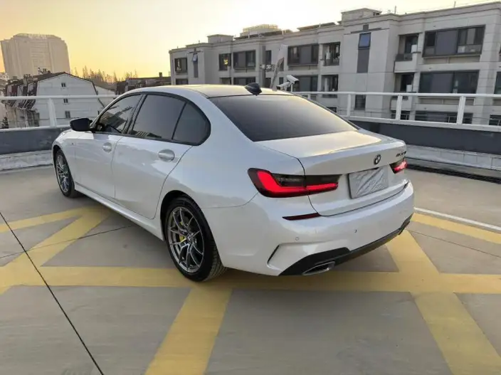 BMW 3 Series 2022 Model Facelift 325Li xDrive M Sports Set – фото 3