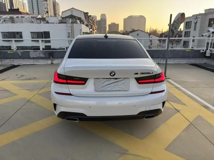 BMW 3 Series 2022 Model Facelift 325Li xDrive M Sports Set – фото 4