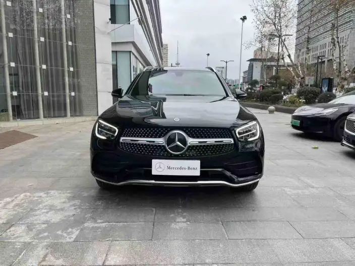 Mercedes-Benz GLC 2020 Model GLC 260 L 4MATIC Luxury Model – фото 2