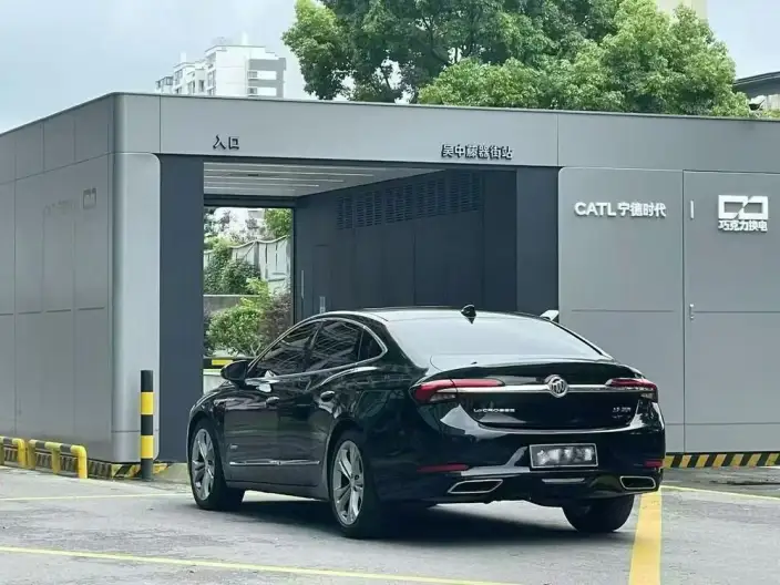 Buick LaCrosse 2021 Model Avenir Flagship Model – фото 4