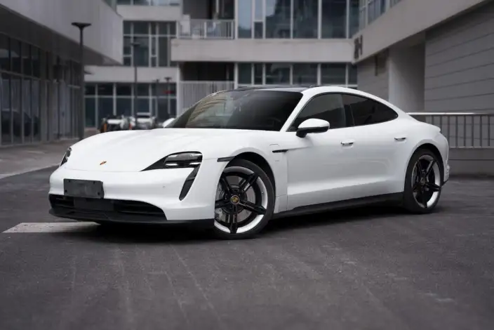 Taycan 2022 Model Facelift Taycan 4S – фото 1