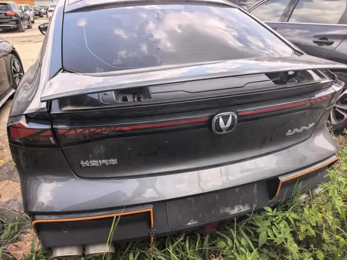 Changan UNI-V 2022 Model 1.5T Noble Model – фото 10