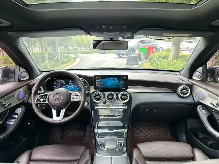 Mercedes-Benz GLC 2021 Model GLC 260 L 4MATIC Dynamic Model – фото 7