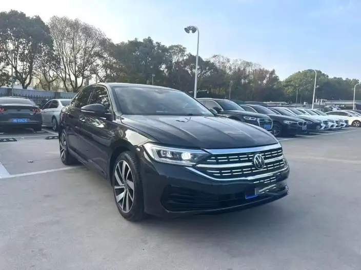 Volkswagen Sagitar 2024 Model 300TSI DSG Superior Edition – фото 3