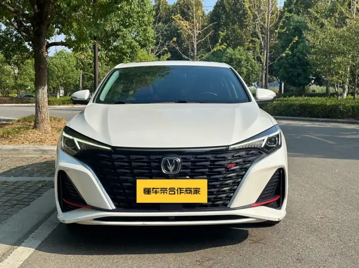 Changan Eado 2023 Model PLUS Changxiang Edition Blue whale NE 1.4T GDI DCT Noble Model – фото 2