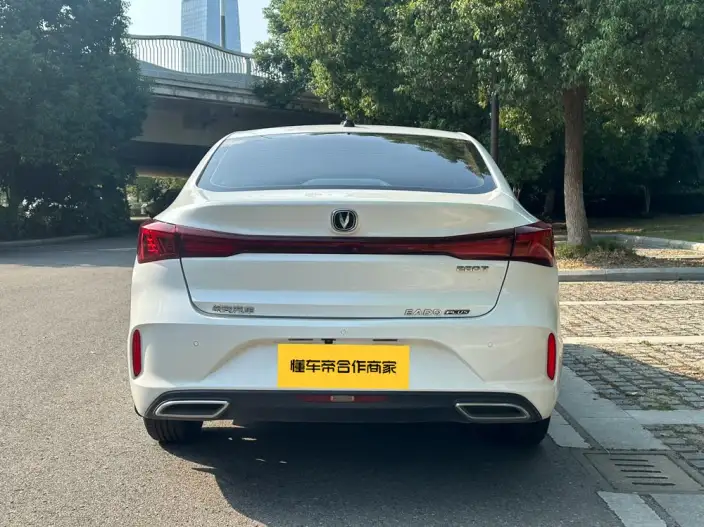 Changan Eado 2023 Model PLUS Changxiang Edition Blue whale NE 1.4T GDI DCT Noble Model – фото 5