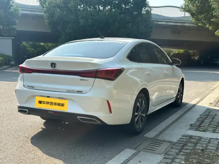 Changan Eado 2023 Model PLUS Changxiang Edition Blue whale NE 1.4T GDI DCT Noble Model – фото 6