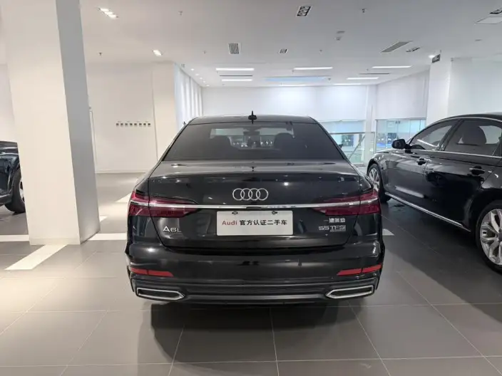 Audi A6L 2021 Model 55 TFSI quattro Exclusive Dynamic Model – фото 3