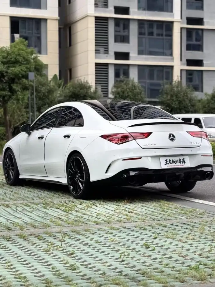 Mercedes-Benz CLA AMG 2020 Model AMG CLA 35 4MATIC – фото 4