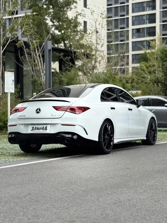 Mercedes-Benz CLA AMG 2020 Model AMG CLA 35 4MATIC – фото 6