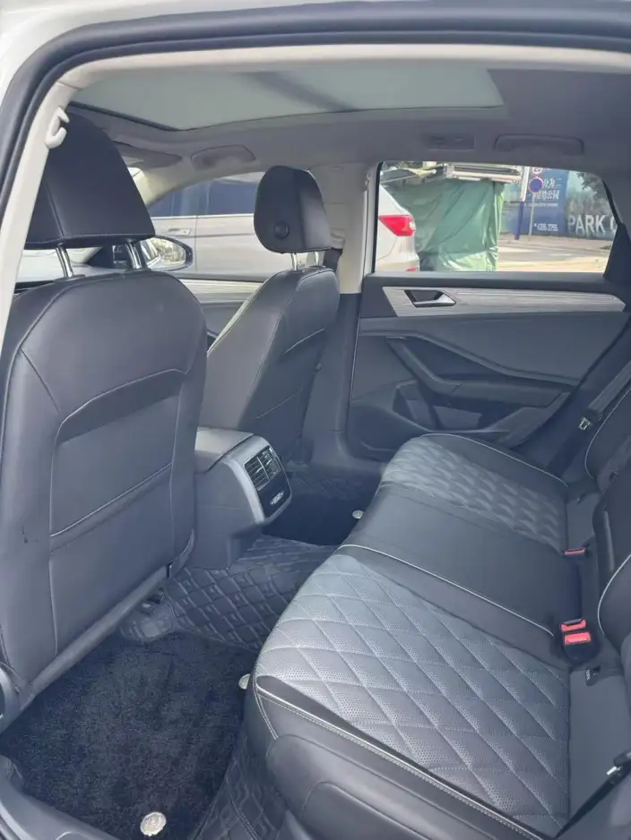 Volkswagen Sagitar 2024 Model 300TSI DSG Beyond Edition – фото 9