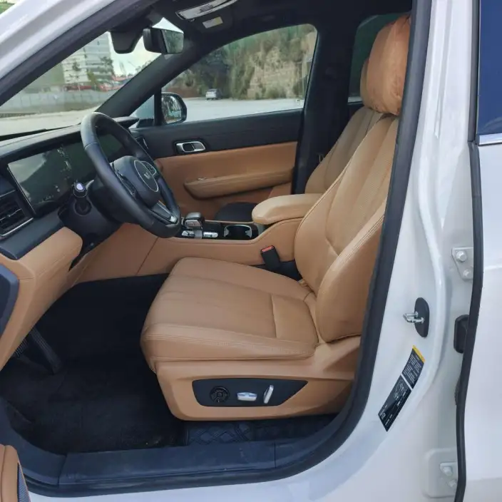 Li Auto ONE 2020 Model Extended Range 7 seat Edition – фото 8