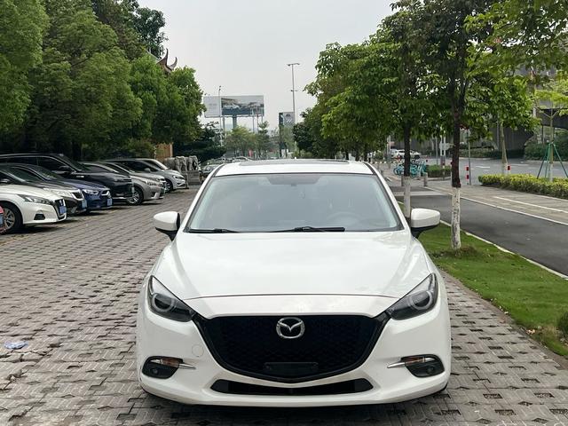Mazda3 Axela 2017 модификация лян кузов 2.0L Automatic Luxury National V – фото 2