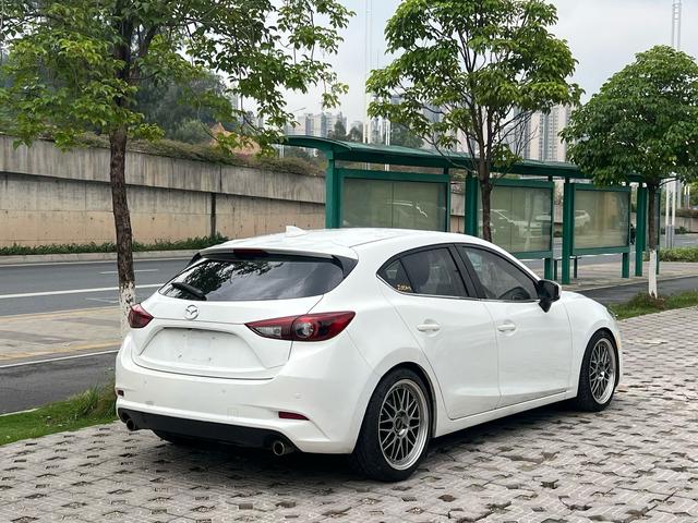 Mazda3 Axela 2017 модификация лян кузов 2.0L Automatic Luxury National V – фото 9