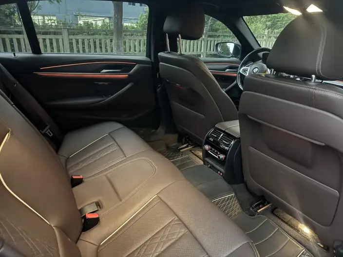 BMW 5 Series 2021 Model 530Li Leading Model M Sports Set – фото 9