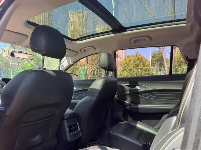 Sehol X8 2021 Model 300T DCT Luxury Zhilian Edition 6 seat – фото 8