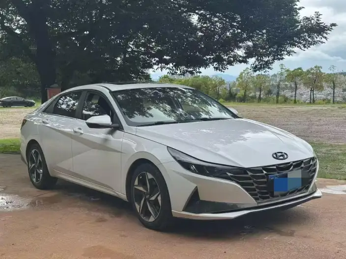 Hyundai Ioniq 2021 Model 1.5L CVT TOP Ultimate Edition – фото 3