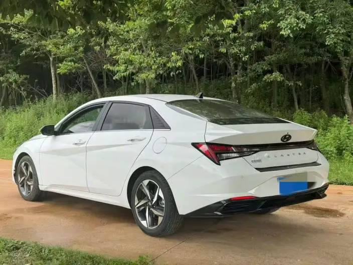 Hyundai Ioniq 2021 Model 1.5L CVT TOP Ultimate Edition – фото 5