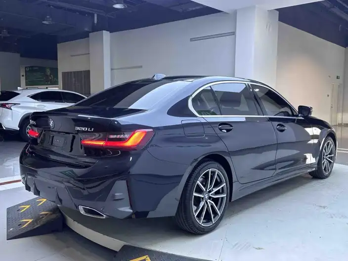 BMW 3 Series 2023 Model 320Li M Sports Set – фото 7