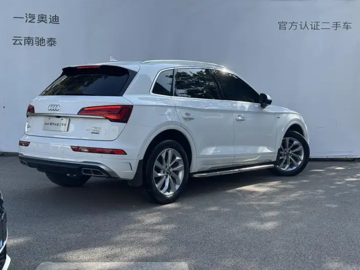 Audi Q5L 2022 Model 40T Luxury Dynamic Model – фото 4