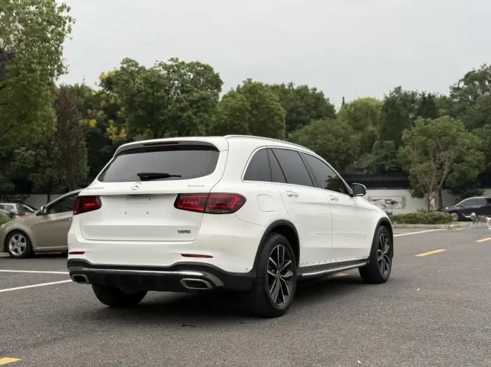 Mercedes-Benz GLC 2020 Model Facelift GLC 300 L 4MATIC Dynamic Model – фото 6