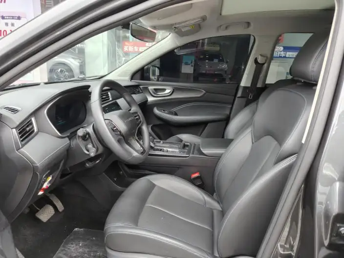 Roewe RX5 2025 Model PLUS 330TGI Automatic Trendy Zhihui Edition – фото 10