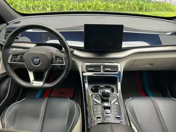 BYD Qin PLUS DM 2021 Model DM-i 55KM Noble Model – фото 7