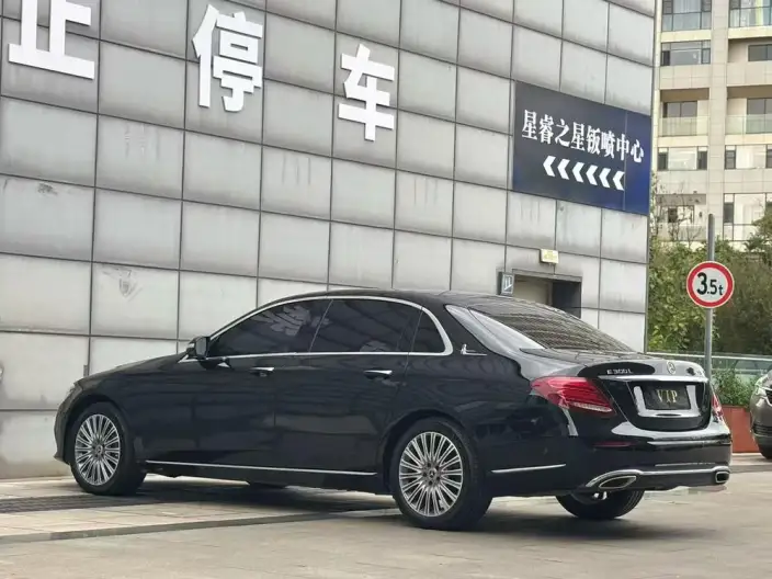 Mercedes-Benz E-Class 2020 Model E 300 L Fashion Model – фото 4