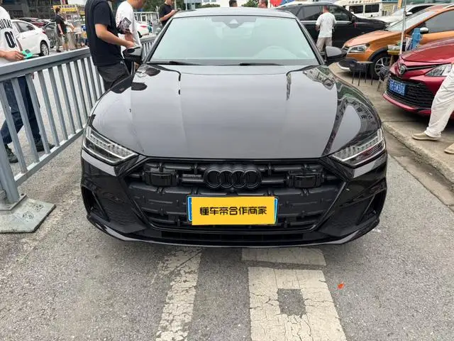 Audi A7 L 2023 Model 45 TFSI quattro S-line Black Samurai Edition – фото 2