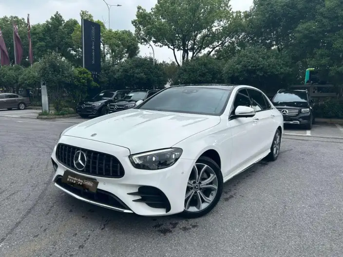 Mercedes-Benz E-Class 2021 Model E 300 L Noble Model Sports sedan – фото 1